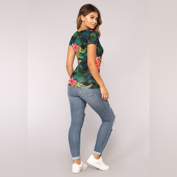 Fashinova Cute🩷💙🧡💛💚🤍Paradise Top! NEW with tags! NEVER worn! - Picture 11 of 11